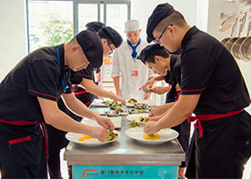 ������չģ��