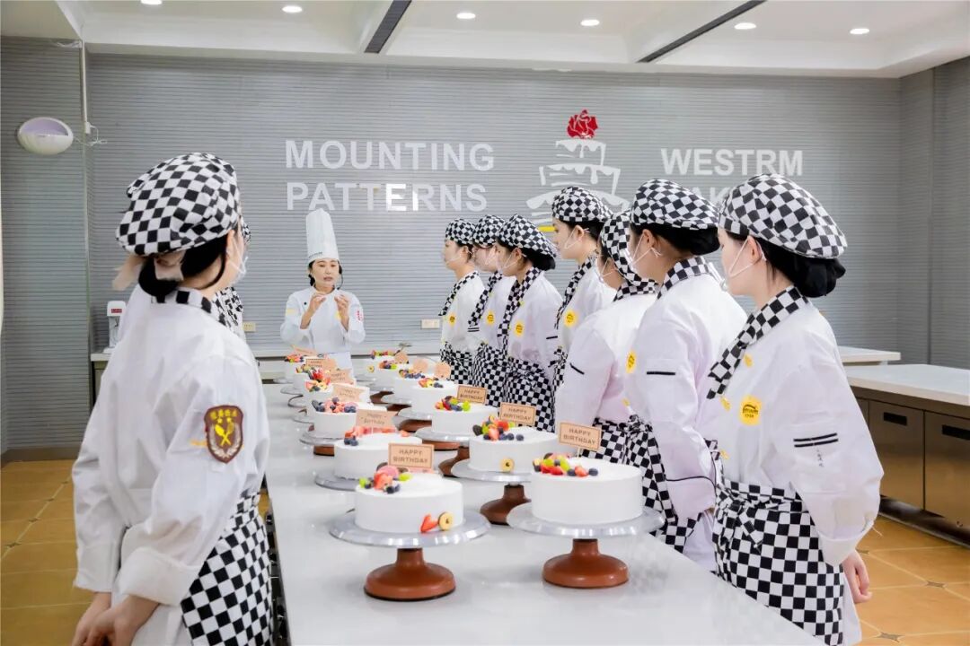 因为有你们,厦门新东方的校园里才更加多彩!