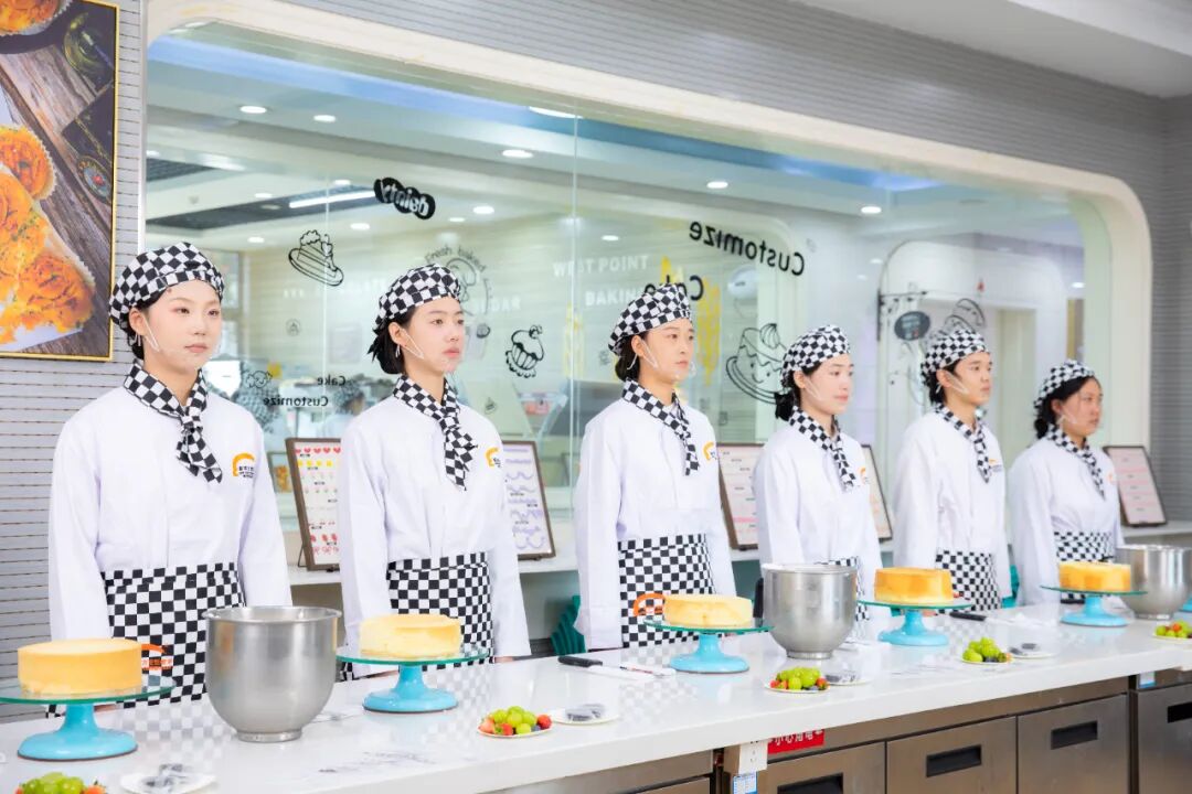 ���ؿ����ʹ�ѧ��pk��ҵ��������ְУ��Ϊʲô�����е�����