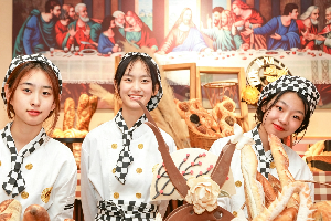 ���˿�ѧ�ھ�ѵ���ҿ�ѧ�����в͵���/��ţ��/ѧ��ױ ���� �����