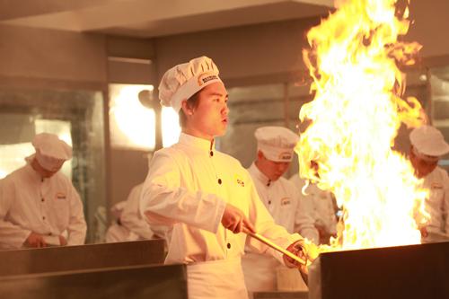 �����¶������ѧУ