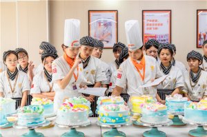 女孩子想学厨?都有什么优势呢?