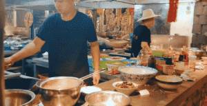 餐饮行业的前景究竟如何?让我们一起来分析一下