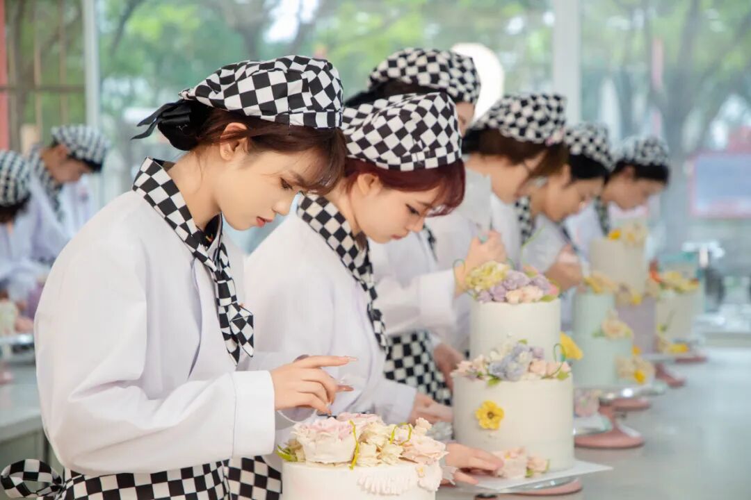 【校园生活】家长请放心!开学一个月,同学们在厦门新东方都挺好